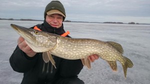 Ismete fiskeguidning fiskeguide www.fishguide.se