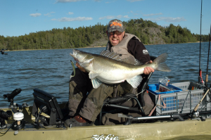 Gösfiske i Hobie Pro Angler 12 fiskekajaken! Fiskeguidning med fiskeguide Mikael Puhakka www.fishguide.se
